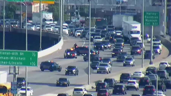 I-43 reckless driving crash in Milwaukee, 3 injured: MCSO