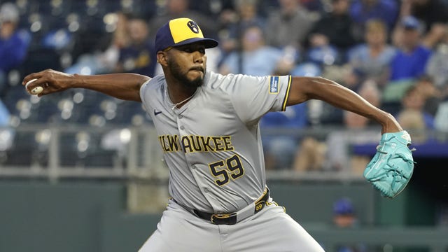 Brewers lose to Royals, three-game series continues Tuesday