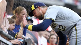 Brewers lose to Phillies despite Rhys Hoskins's homer