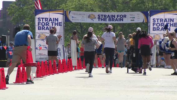 Running for a reason: hundreds run in the Strain for the Brain 5K