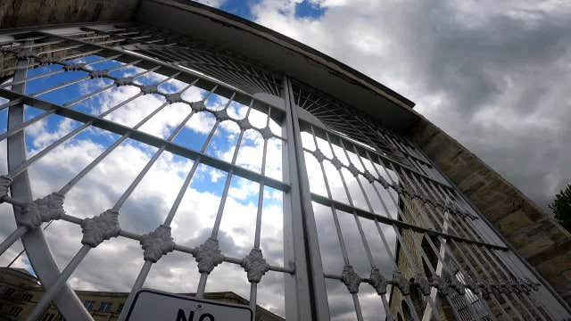 Waupun inmate tried to bribe court clerk, prosecutors say