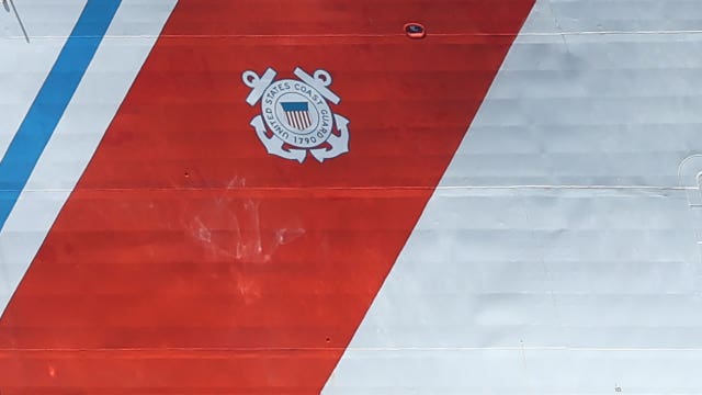 Ship with cracked hull in Lake Superior likely didn't strike anything