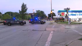 Milwaukee fatal crash; woman hit by vehicle near 23rd and Fond du Lac