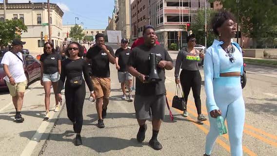 Milwaukee Tory Lowe Walk Against Violence promotes peace