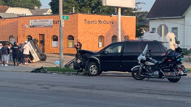 24th and National crash, Milwaukee pedestrians hit
