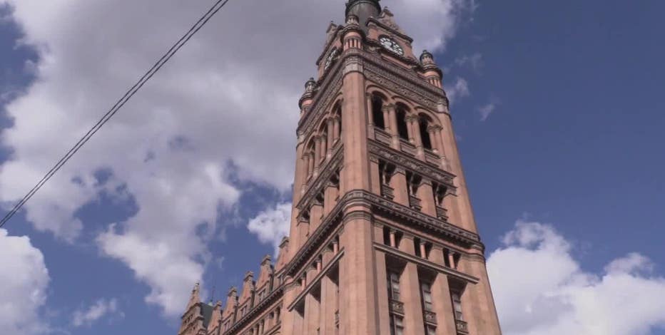 Milwaukee private security ordinance rescinded; argued 'unconstitutional'