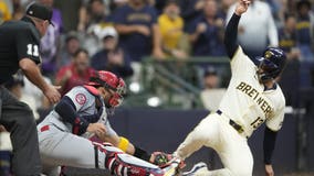 Brewers lose to Cardinals, Baker singles in 10th