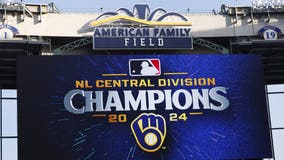 Brewers beat Phillies, win 3rd NL Central title in 4 years