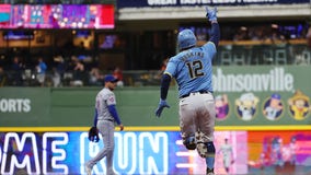 Brewers beat Mets, Hoskins' grand slam sparks offense early