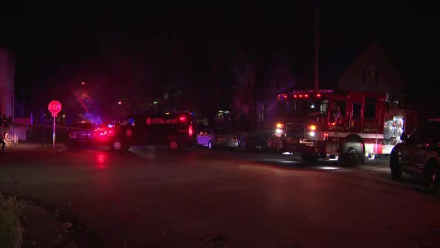 Milwaukee police chase and crash, 2 arrested; officer hurt