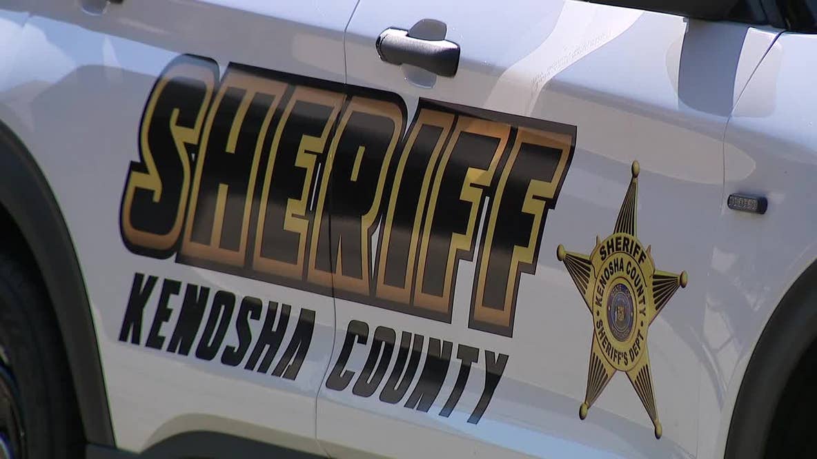 Kenosha County theft; suspect posed as utility worker, police say