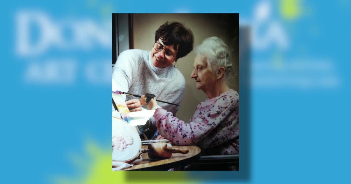 MLB player honors mother, her legacy at golf outing | FOX6 Milwaukee