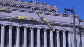 Milwaukee County Courthouse scaffolding incident, 2 workers rescued