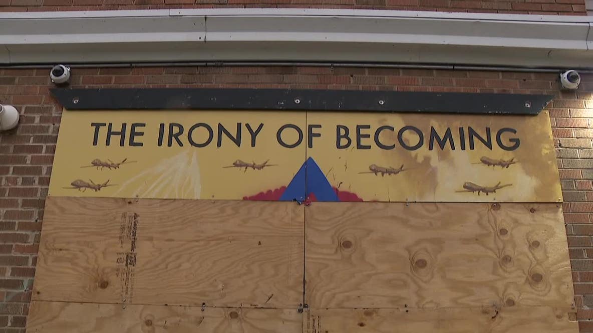 Milwaukee mural controversy, damage; guilty plea to amended charge