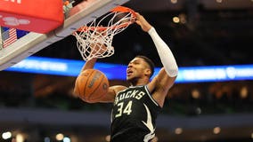 Bucks beat Raptors, Antetokounmpo scores 23