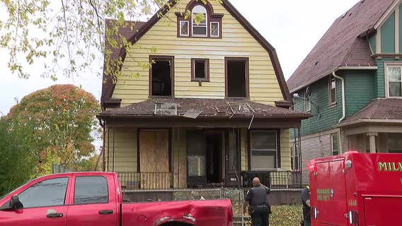 Milwaukee house fire, 1 person hurt; house appeared to be vacant
