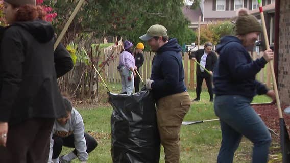 Make a Difference Day in Milwaukee, volunteers lend a helping hand