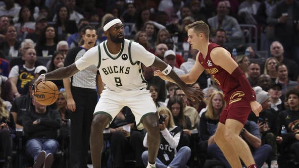 Bucks lose to Cavaliers without Giannis