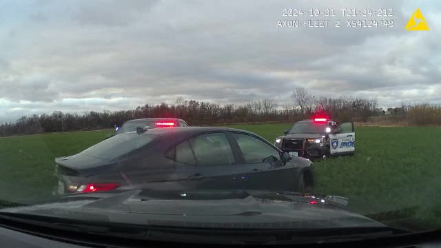 Fond du Lac pursuit, stolen rental car drives into field: video