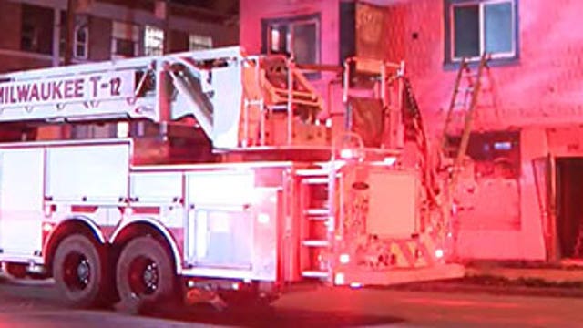 Milwaukee building fire; Fond du Lac and Hickory, no injuries reported