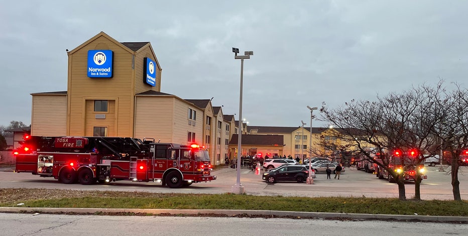 【wwk】Room fire Milwaukee hotel fire, 1 person found dead in room | FOX6