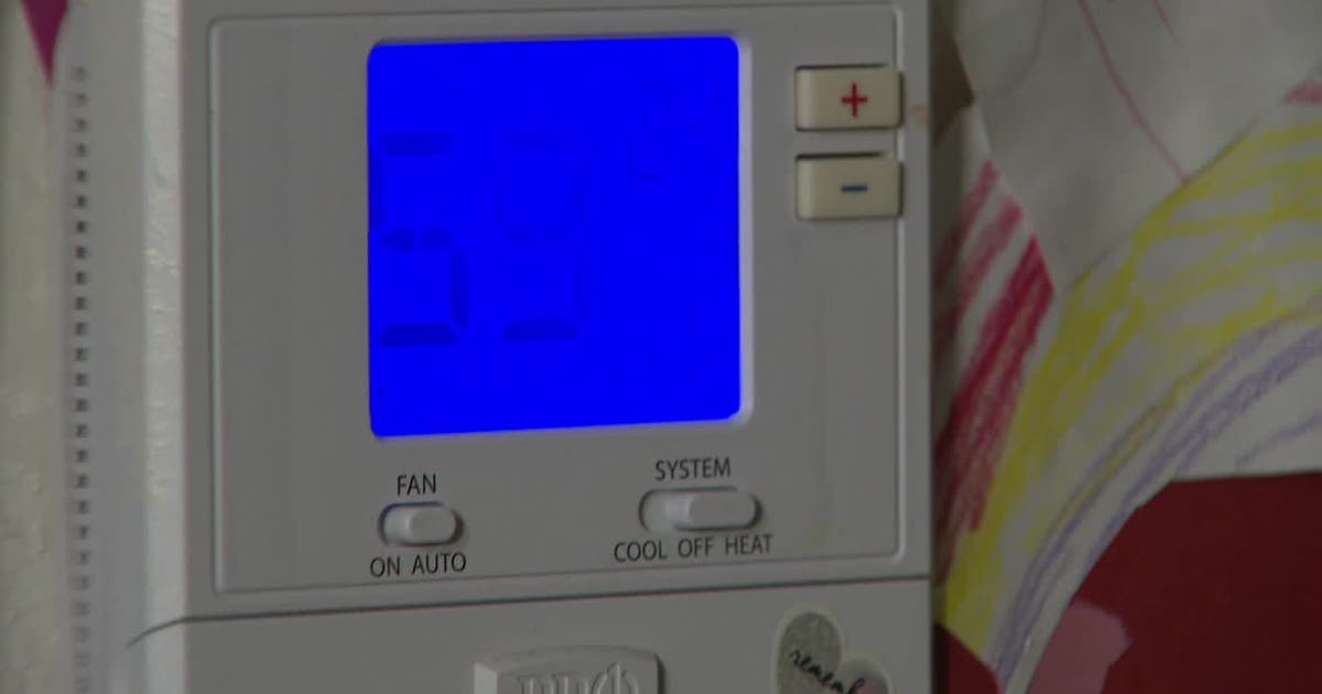 No heat in apartment, Milwaukee mother concerned | FOX6 Milwaukee