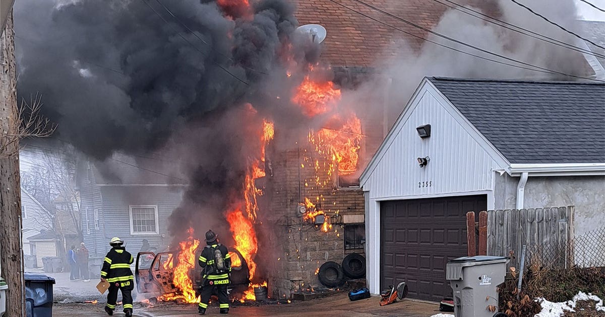 Milwaukee house fire near 7th and Lincoln | FOX6 Milwaukee