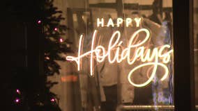 Wisconsinites complete last-minute holiday shopping
