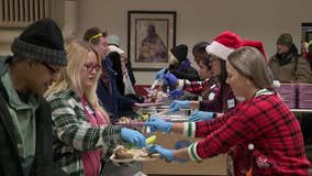 St. Ben's Christmas Eve meals, volunteers serve more than 200