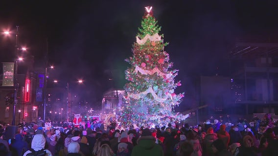 Milwaukee Christmas tree lighting; 111th annual celebration