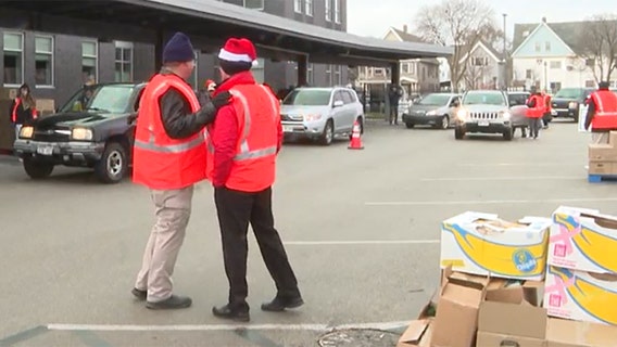 Cristo Rey, Feeding America food distribution; 1,000+ boxes