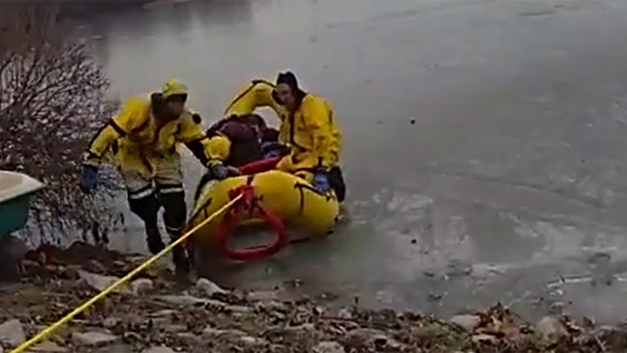 Racine County lake ice rescue; deputy, man fall through