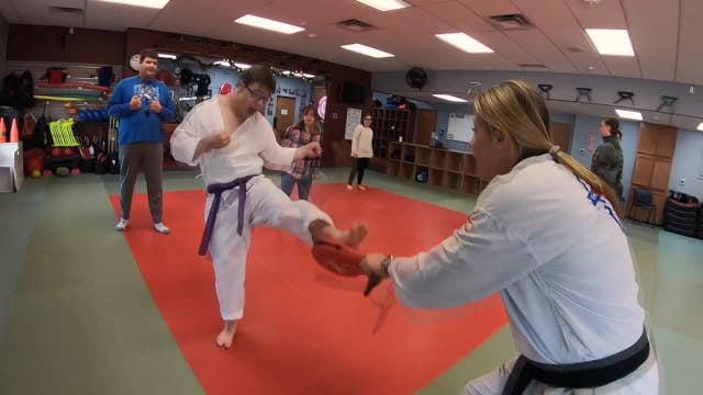 Fox Point taekwondo class brings joy, strength to students