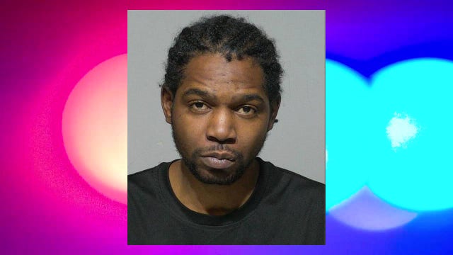 Milwaukee apartment complex, parking garage arson; man charged