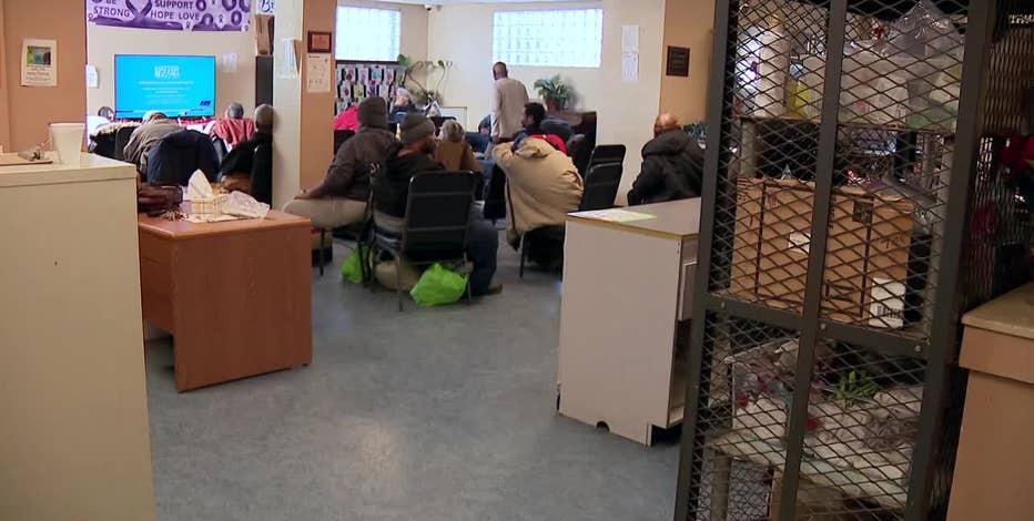 Milwaukee winter warming sites open overnight through March 2026