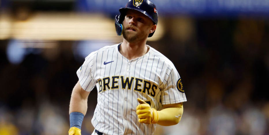 Jake Bauers back with Milwaukee Brewers, signs minor league contract