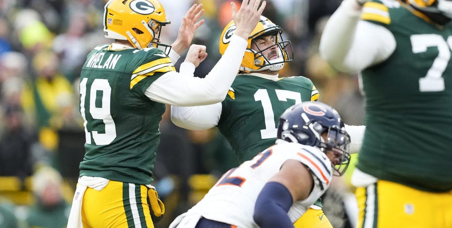 Packers lose to Bears in regular season finale without Love, Watson