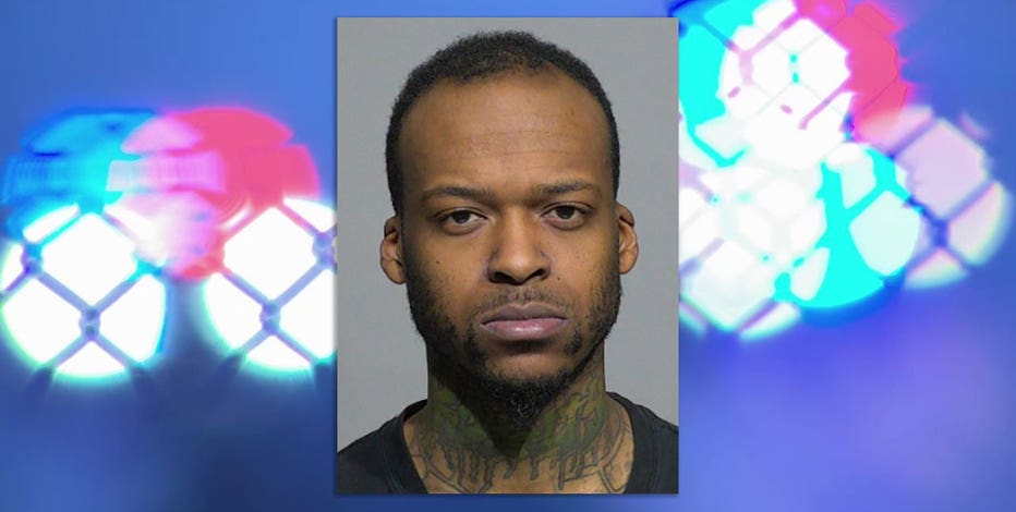 Milwaukee man accused of exposing himself, leading police on chase
