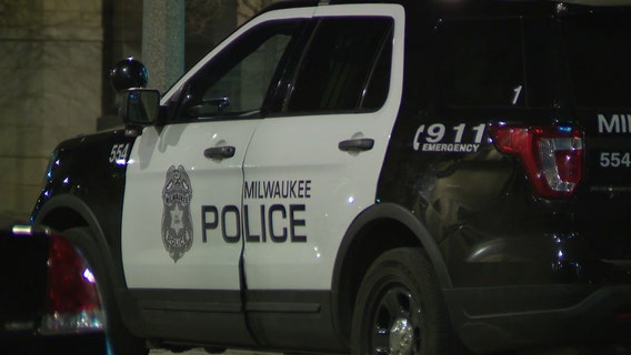 Milwaukee fatal stabbing near 10th and McKinley; 1 arrested