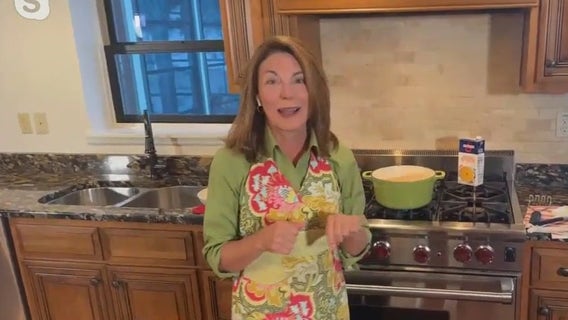 The Cooking Mom: Way Too Easy White Chicken Chili