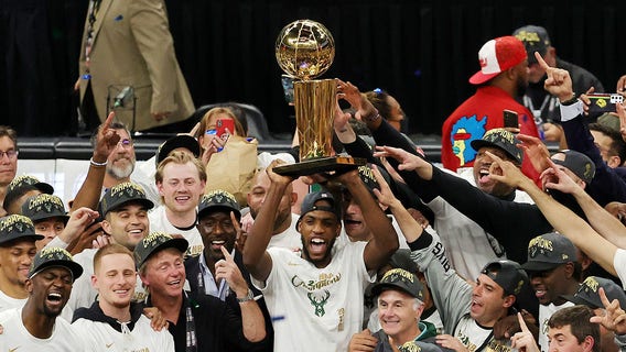 Khris Middleton thanks Milwaukee, Bucks organization on social media