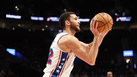 Milwaukee Bucks sign forward Pete Nance to two-way contract