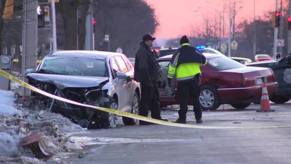 Fatal Milwaukee crash near Hampton and Grantosa, 44-year-old killed