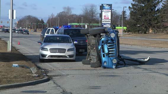Milwaukee crash involving school bus, 17-year-old taken to hospital