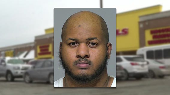 Milwaukee security guard accused of shooting man at store