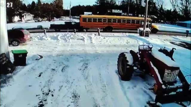 Waupaca crash; truck slams into school bus as kids get off