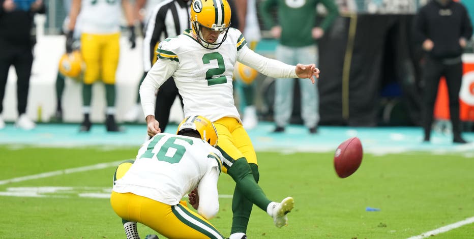 Longtime Packers kicker Mason Crosby announces retirement from NFL