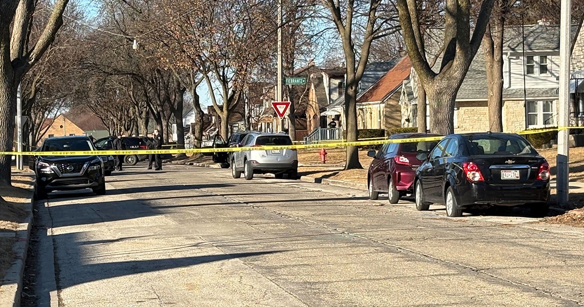 Milwaukee shootings Saturday, 2 injured including 17-year-old | FOX6 ...