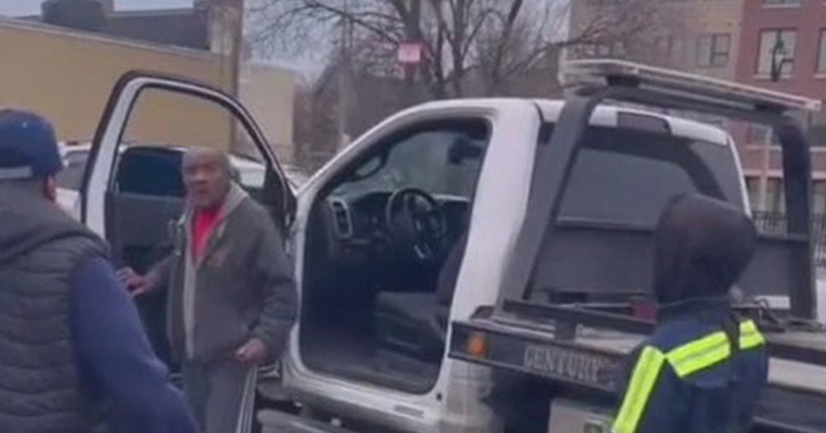 Video: Confrontation between man, tow truck driver in Milwaukee | FOX6 ...