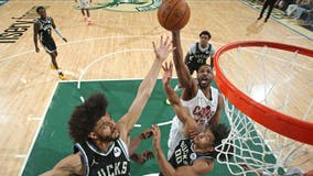 Bucks lose to Cavaliers, Cleveland gets 14th consecutive victory